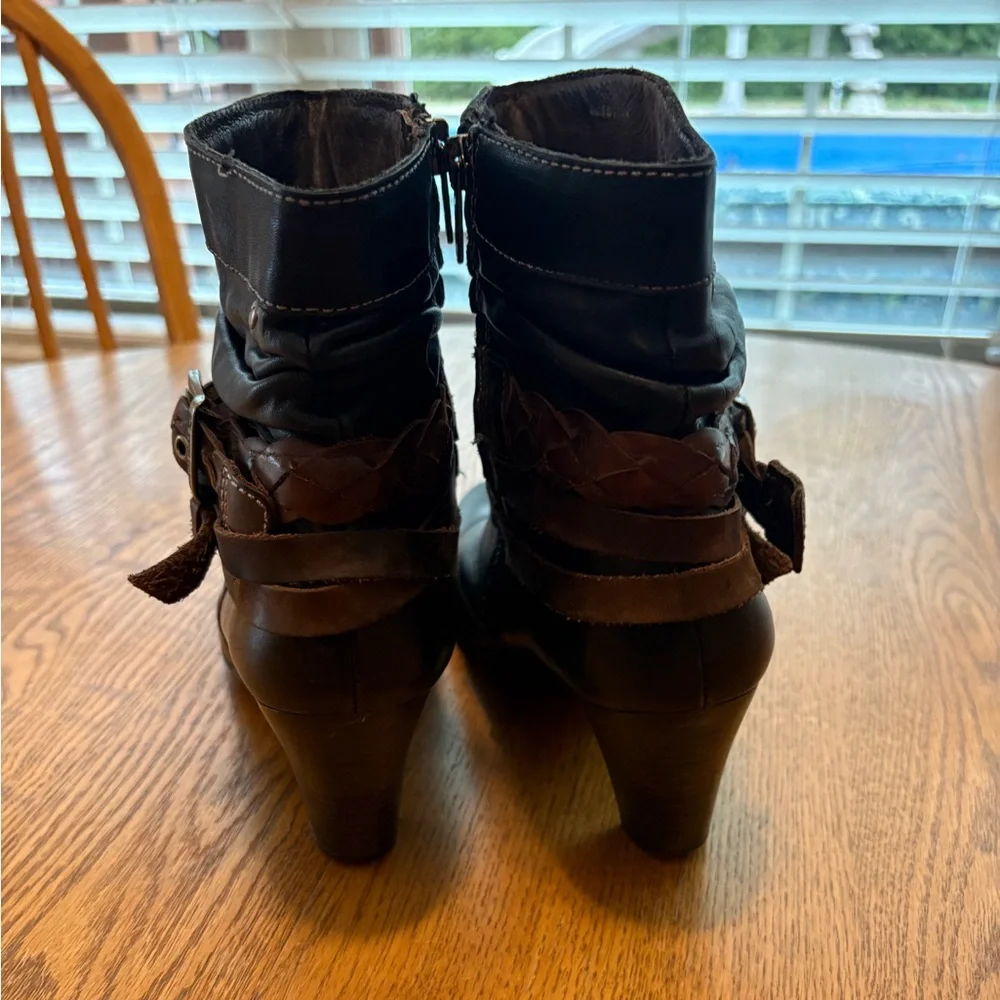 PIKOLINOS Brown leather Verona Strappy ankle boots Sz 41 US 10.5 Black Brown